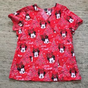 Women’s L scrub top Disney Christmas Mickey